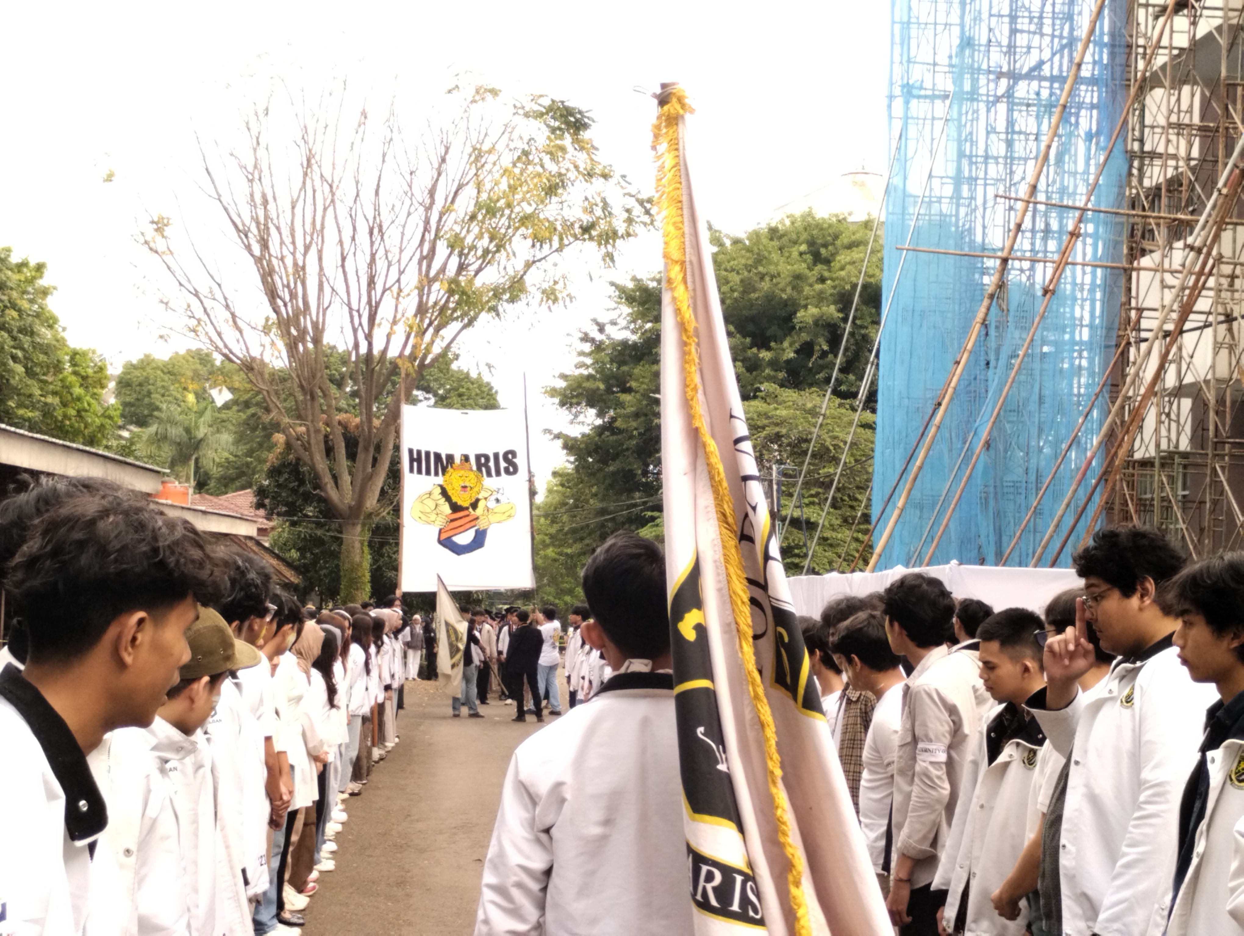 Border Wisuda 2025